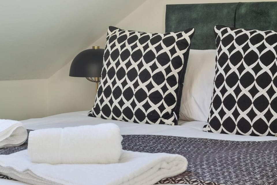 TOP location WiFi Parking Close to NFFC &Cricket House in Nottingham