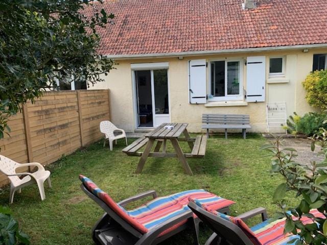 La petite maison House in Normandy