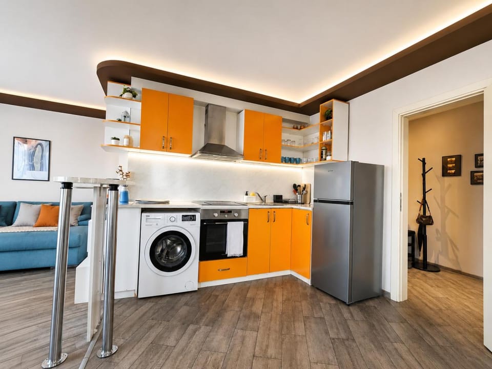 Kitchen or kitchenette, oven, stove