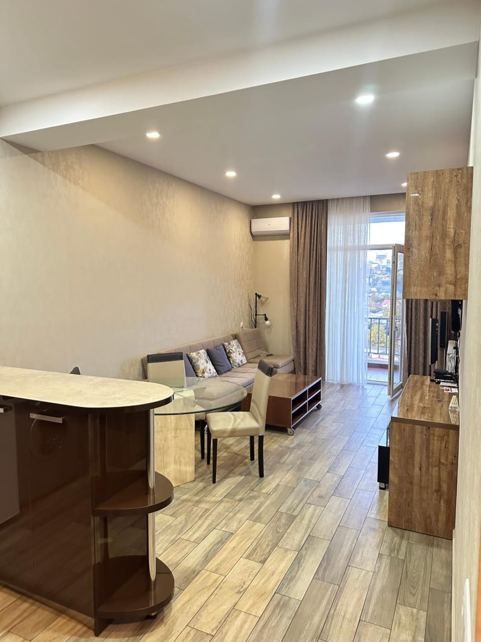 TV and multimedia, Kitchen or kitchenette, Living room, Seating area, Dining area, minibar