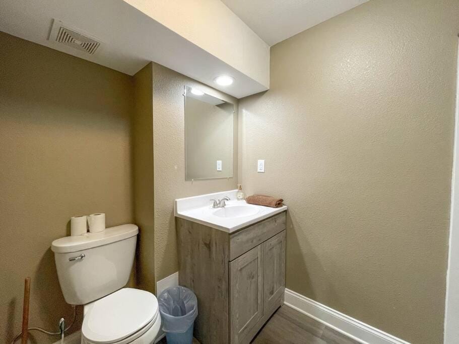 The Point House Sleep 16 House in Village Four Seasons