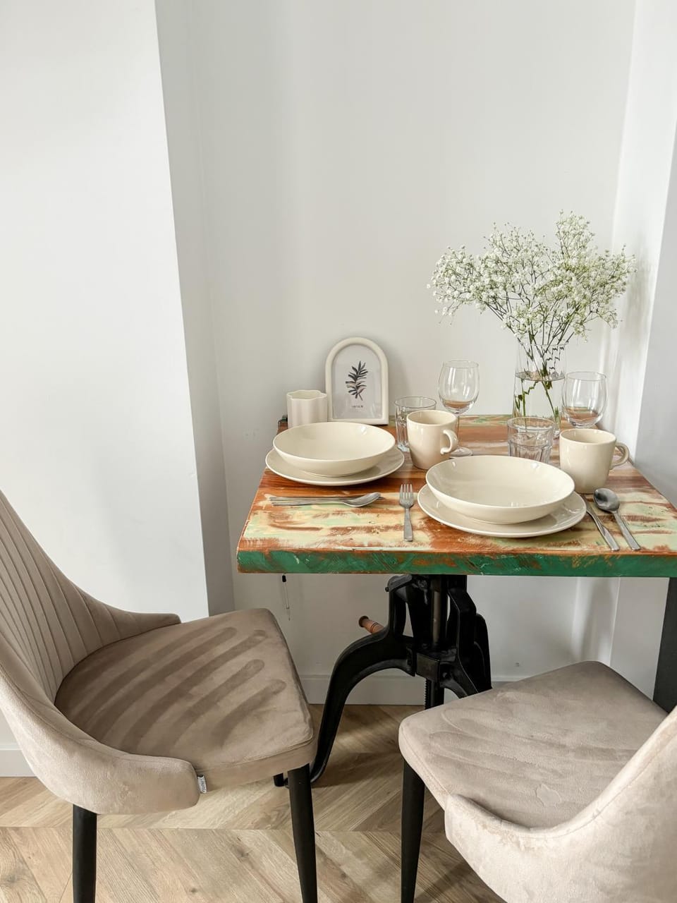 Kitchen or kitchenette, Other, Seating area, Dining area