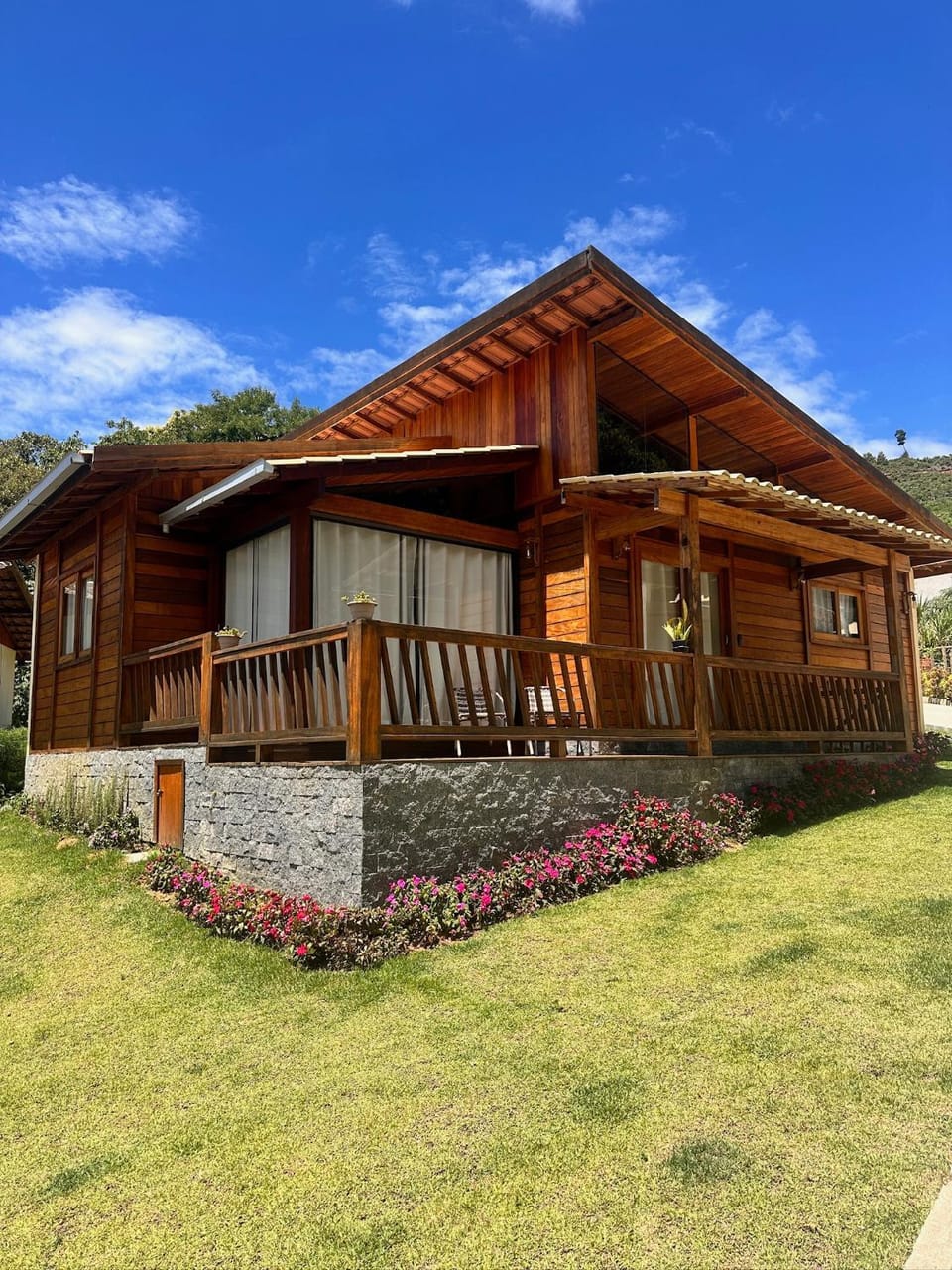 Chalé Girassol Chalet in State of Espírito Santo, Brazil