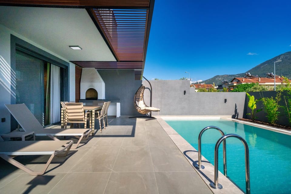 Patio, Day, Natural landscape, Balcony/Terrace, Mountain view, Pool view, Swimming pool, sunbed