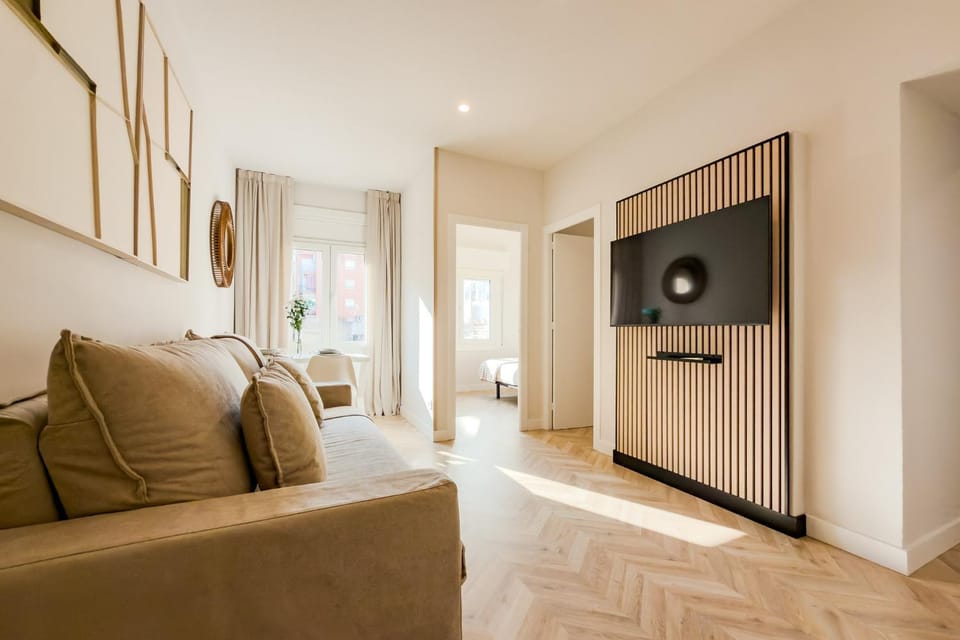 Communal lounge/ TV room, Living room, Seating area