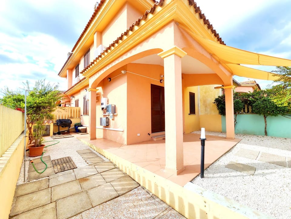 Casa Re Giorgio Holiday Home House in Villasimius