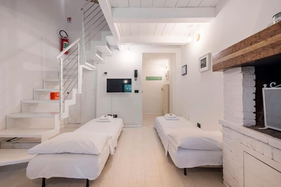 Bed, TV and multimedia