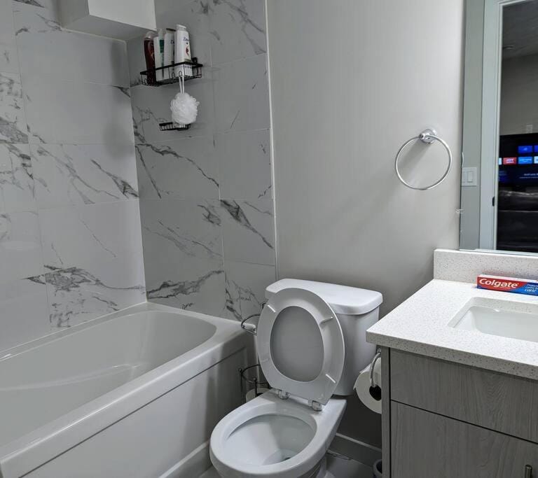 Toilet, Bathroom, Bath