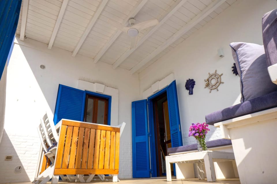 Balcony/Terrace, Dining area, fireplace