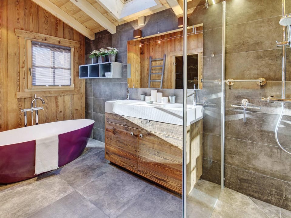 Shower, Bed, Bathroom, furniture
