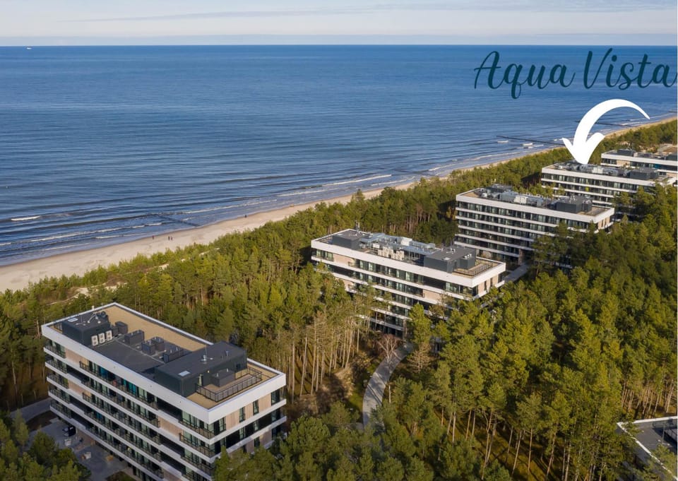 Property building, Natural landscape, Bird's eye view, Beach, Sea view