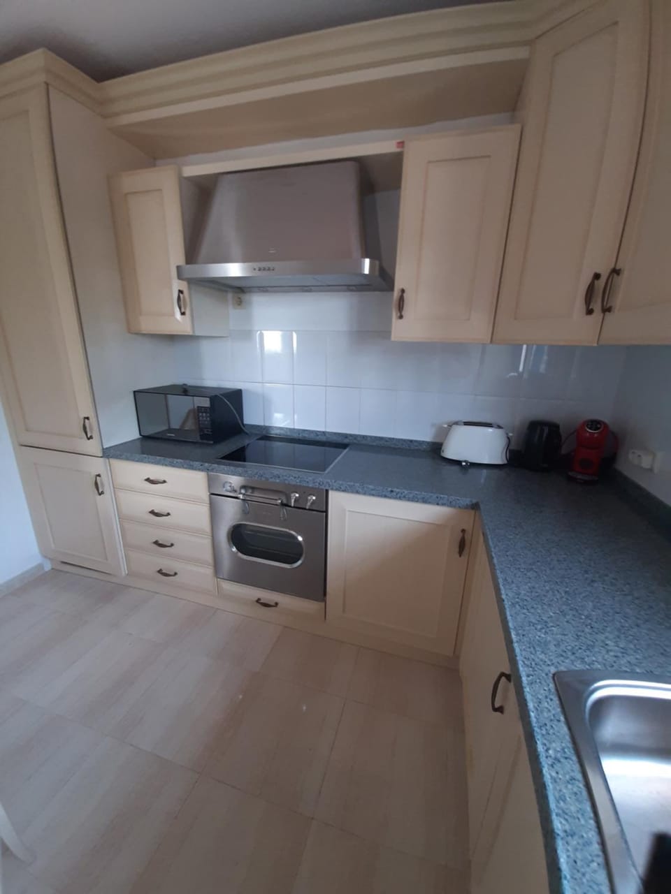 Kitchen or kitchenette, dishwasher, minibar, oven, pet friendly, stove, toaster