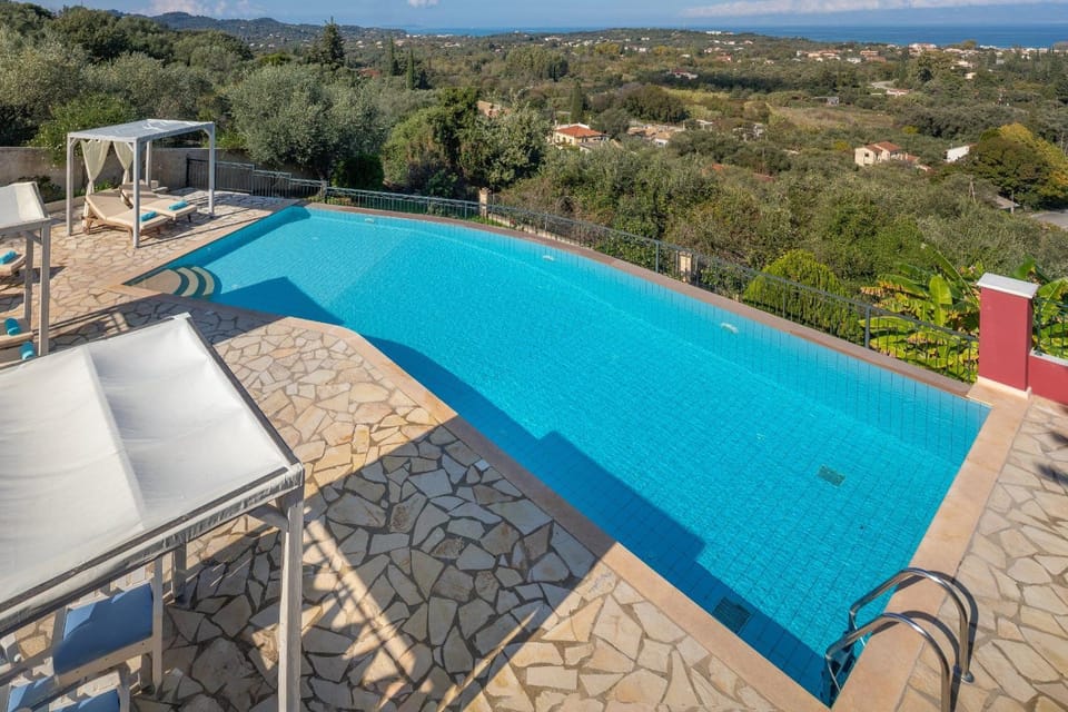 Day, Natural landscape, Pool view, Sea view, Swimming pool, Swimming pool, sunbed