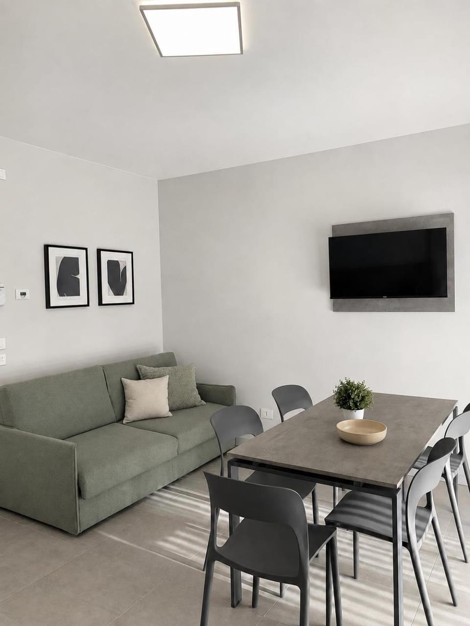 TV and multimedia, Living room, Seating area