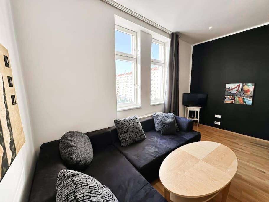 W Apartment - Brigittenau Area MM29 Apartment in Vienna