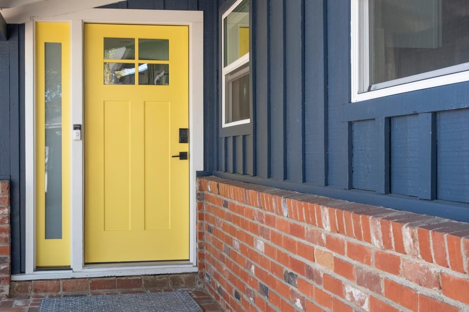 Facade/entrance, Decorative detail