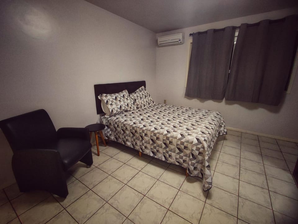 Bed, Photo of the whole room, air conditioner