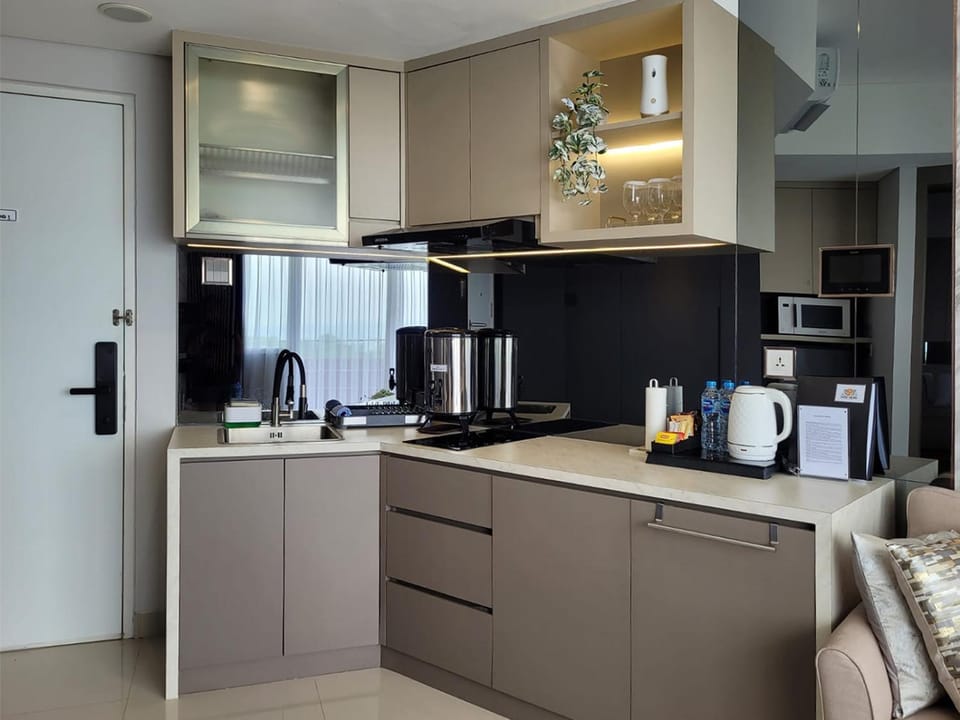 Kitchen or kitchenette, stove, kitchen