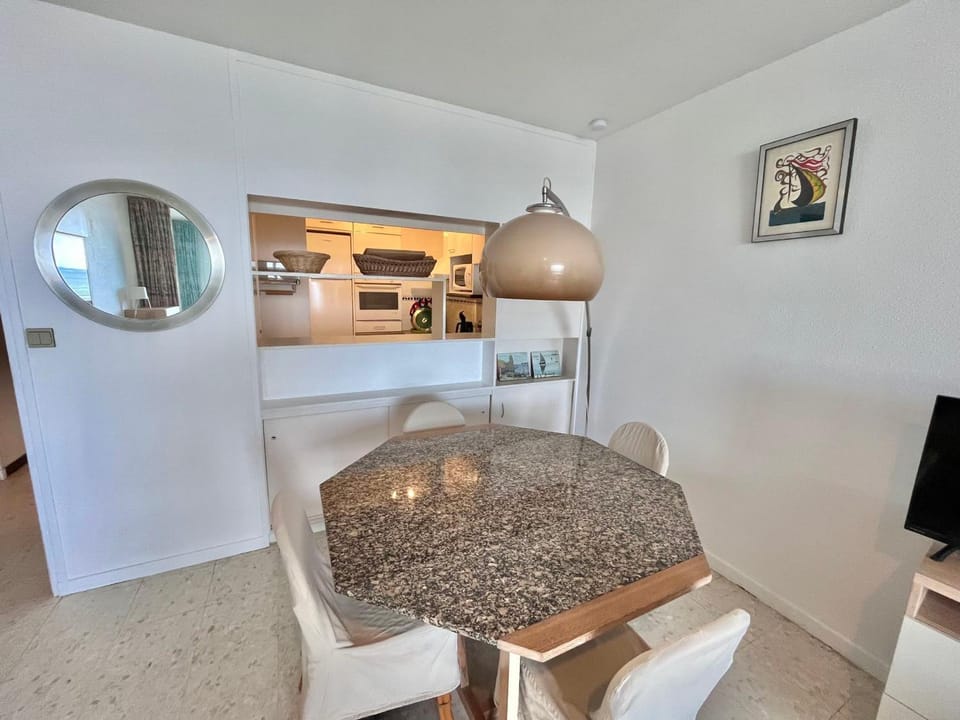 Appartement Vue Mer, 1 Chambre, Animaux Acceptés - FR-1-716-64 Apartment in Le Grau-du-Roi