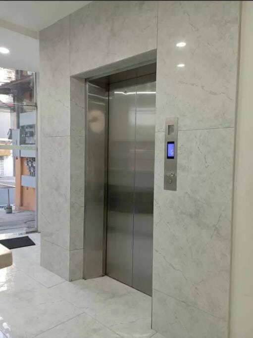 St. Marvin Studio M604 Apartment in Mandaluyong