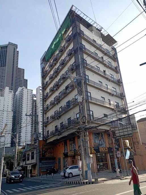 St. Marvin Studio M605 Apartment in Mandaluyong