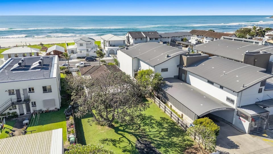 Lennox Beach Shack House in Lennox Head