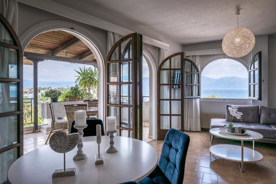 Living room, Seating area, Dining area, Sea view
