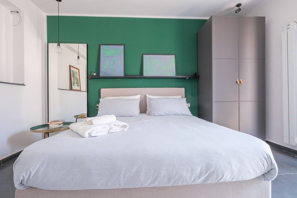 Living room, Bedroom