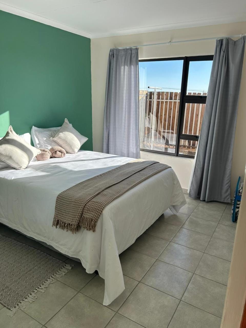 MV self-catering Linden Apartment in South Africa