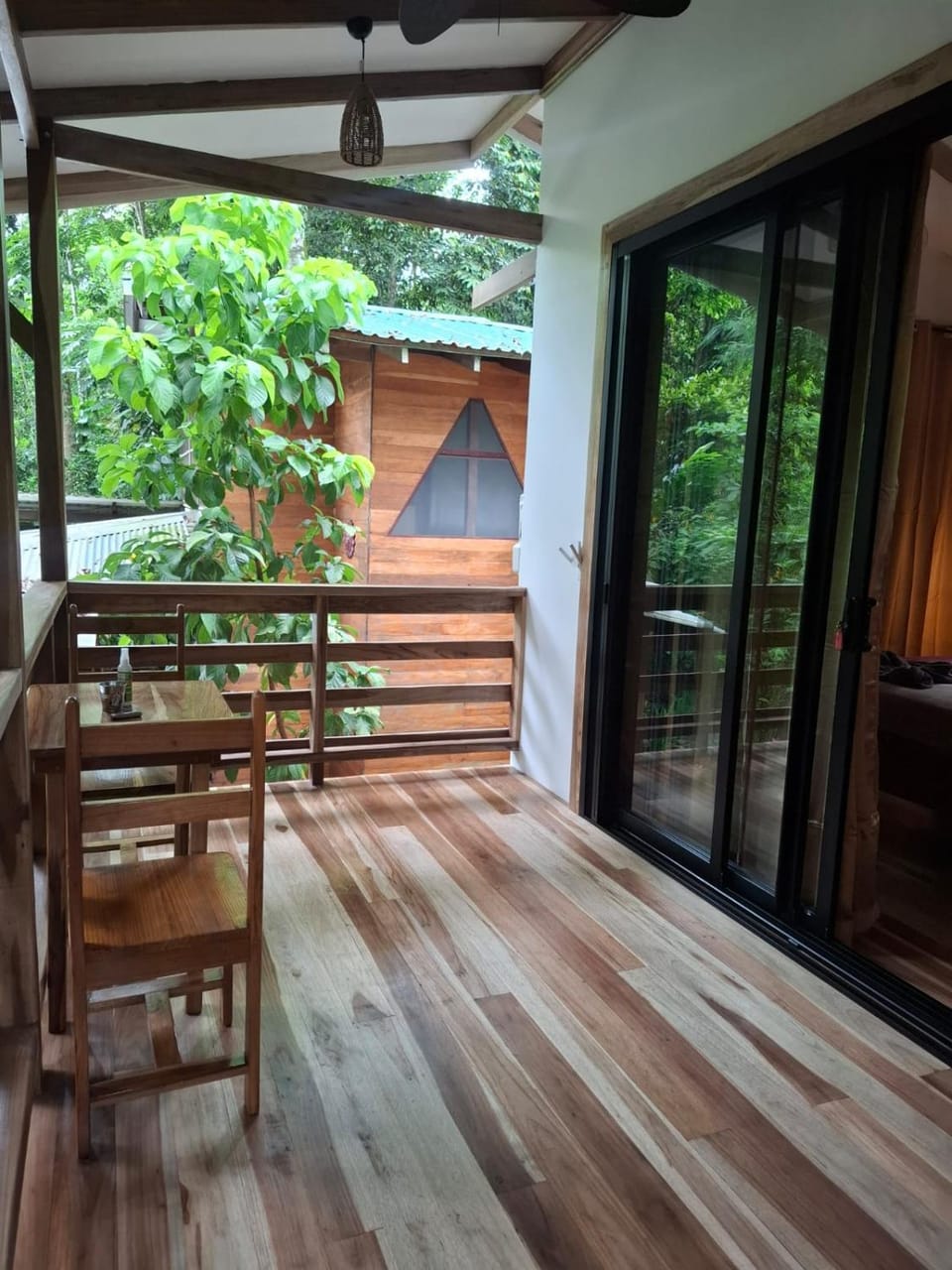 Pachamama Nueva River side Bungalows Punta Uva Bed and Breakfast in Panama