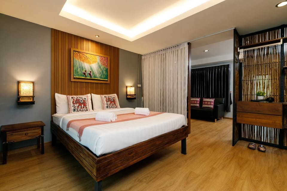 Bed, Bedroom