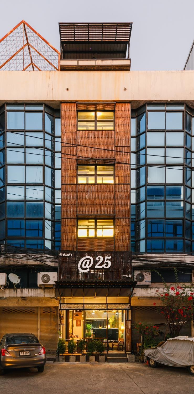 Property building, Location