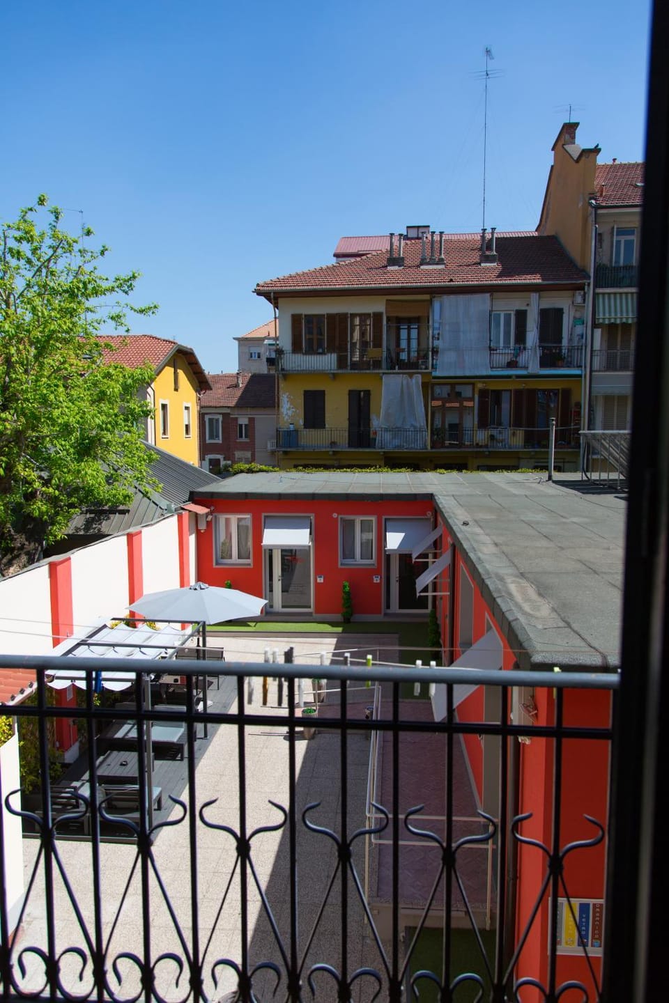 Property building, Balcony/Terrace