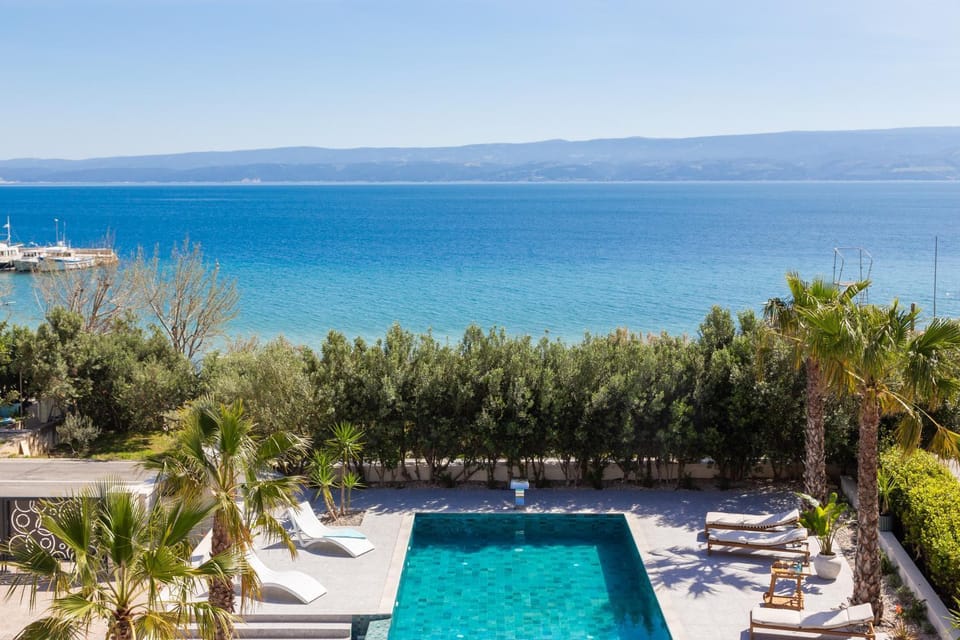 Day, Pool view, Swimming pool