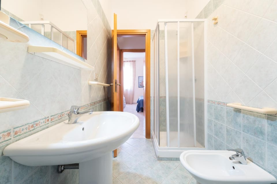 Shower, Toilet, Bathroom, bidet