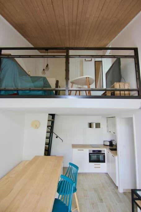 TV and multimedia, Kitchen or kitchenette, Living room, minibar, pet friendly