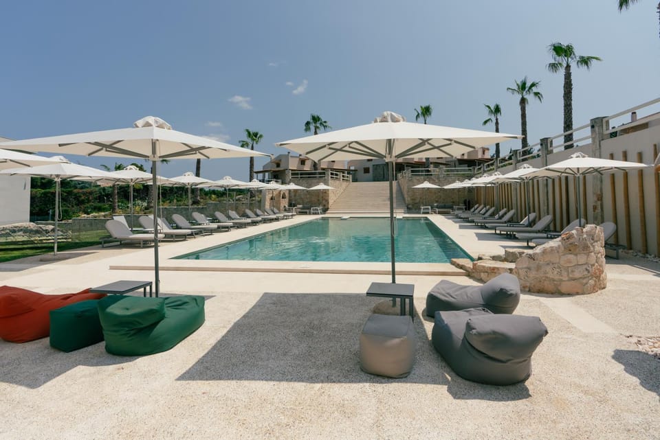 Pool view, Swimming pool, Swimming pool