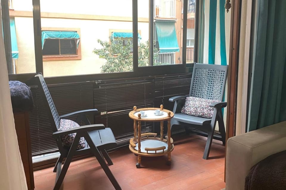 Patio, Balcony/Terrace, Seating area