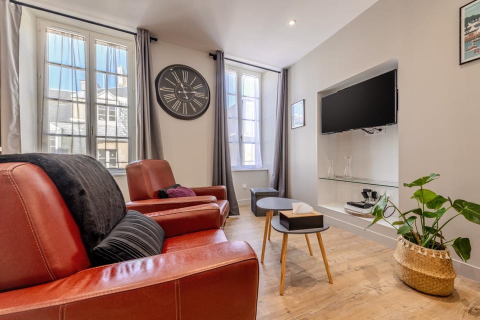 Property building, Living room