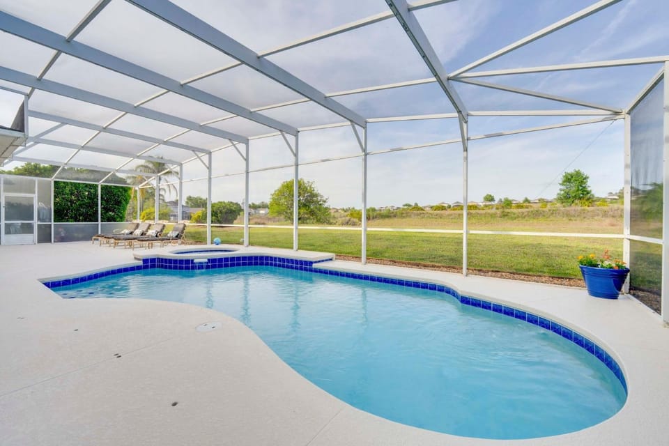 Garden, Swimming pool