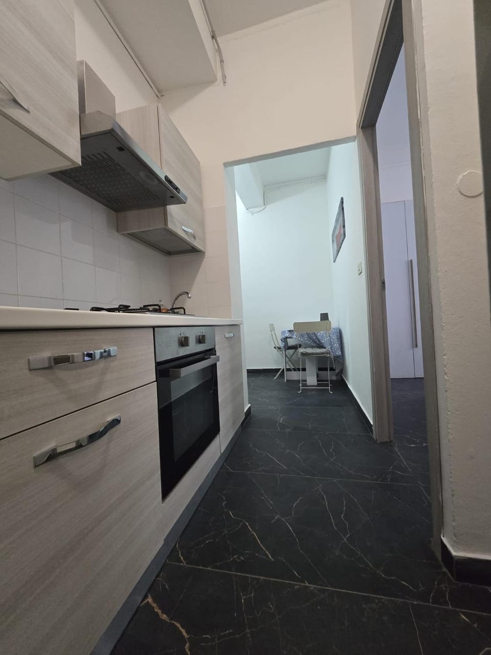 RENT IN MILAN bilocale di 40 mq con parcheggio Apartment in Milan