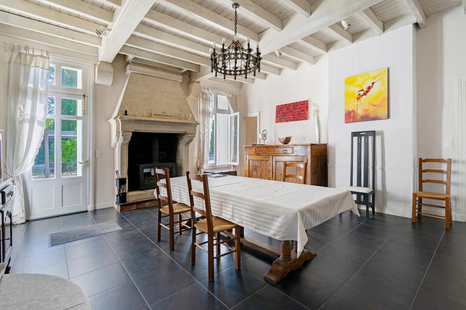 Property building, Living room