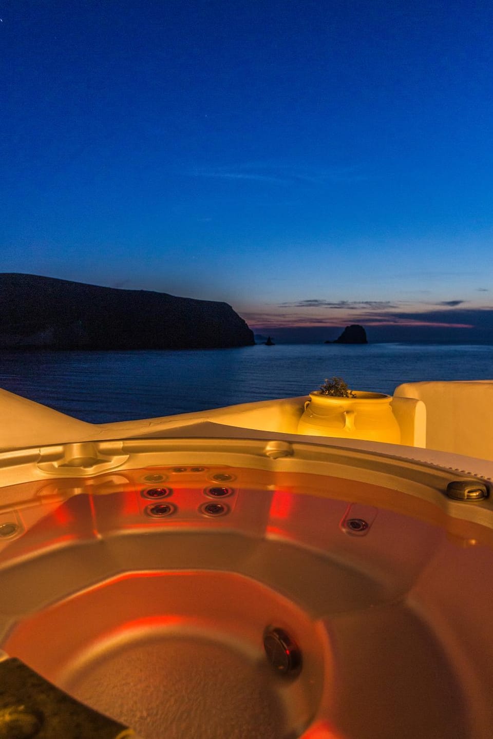 Night, Hot Tub