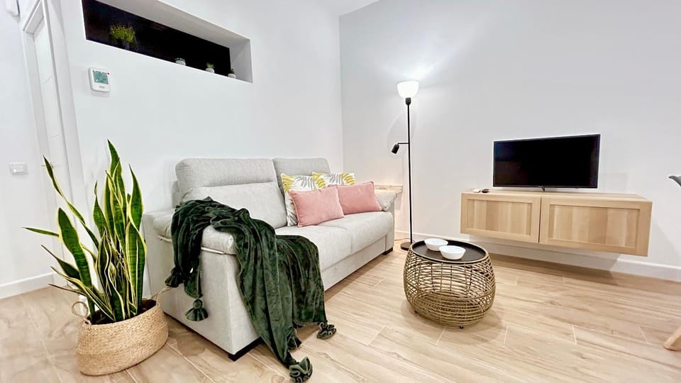 Communal lounge/ TV room, TV and multimedia