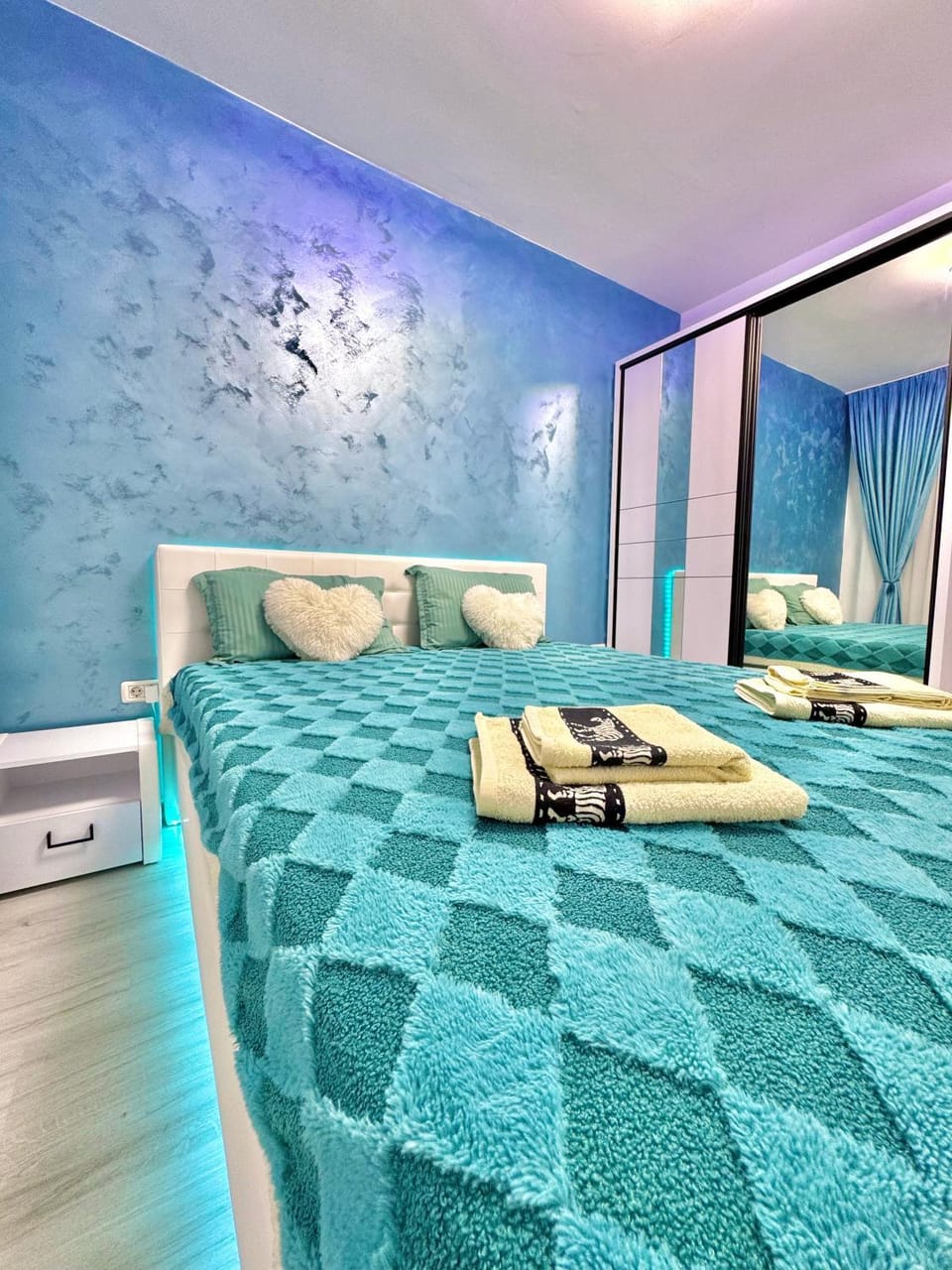 Emerald Serenity Apartment in Bucharest
