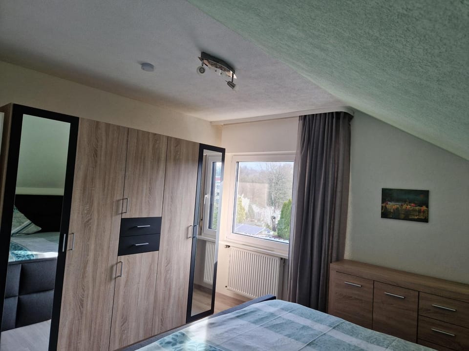 Bed, Photo of the whole room, Bedroom, wardrobe