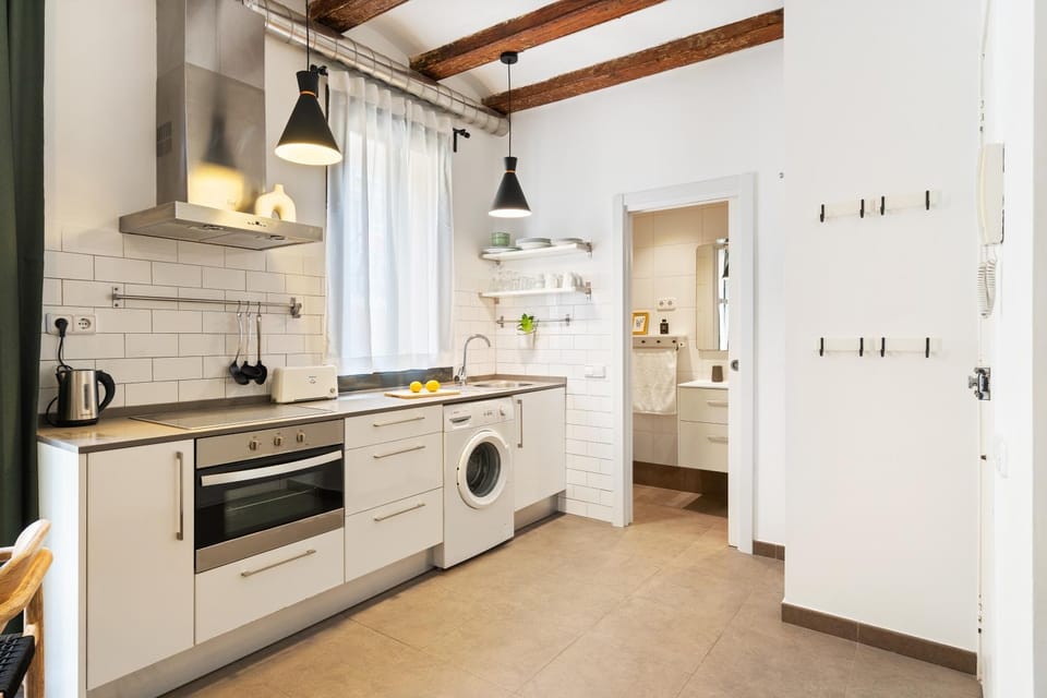 Lodging Apartments Almirall Beach 41 Apartment in Barcelona