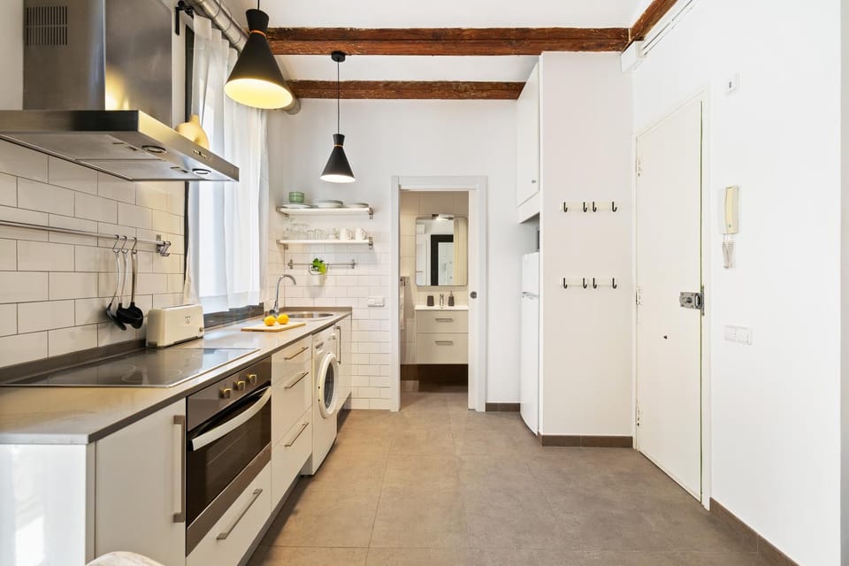 Lodging Apartments Almirall Beach 41 Apartment in Barcelona