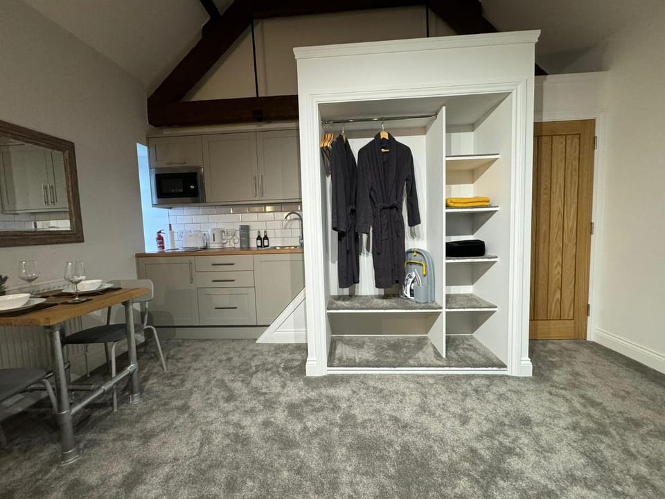 Kitchen or kitchenette, wardrobe