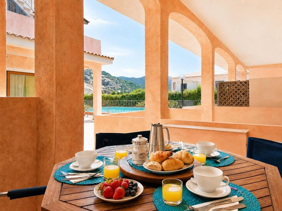 Balcony/Terrace, Dining area